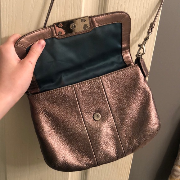 Purse - Picture 4 of 7